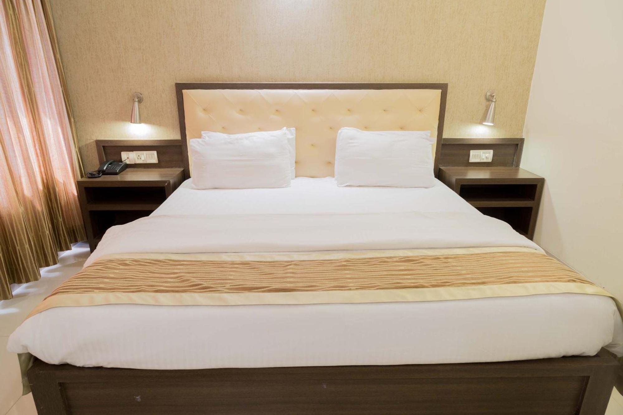 Hotel Aroma Executive Panaji -Stay In The Heart Of The City エクステリア 写真